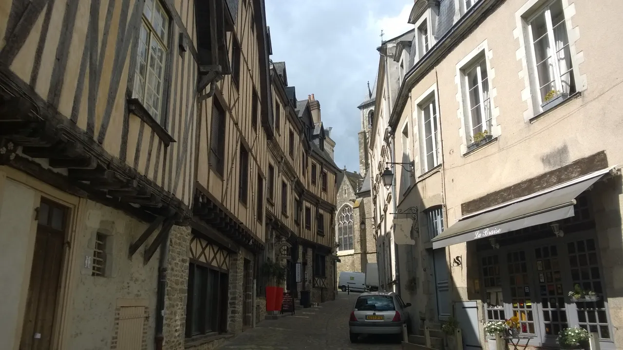 La Mayenne à vélo, au fil de l'eau — photo 1